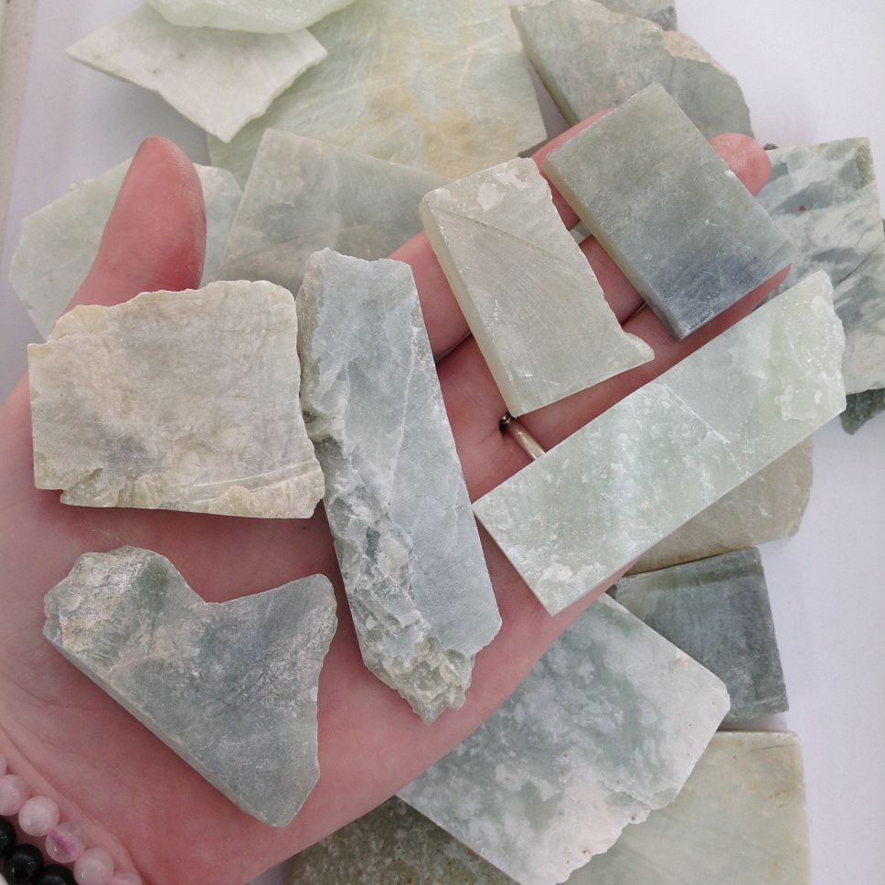 Rough - Slab - New Jade - 1 KG Rough - Slab - New Jade - 1 KG